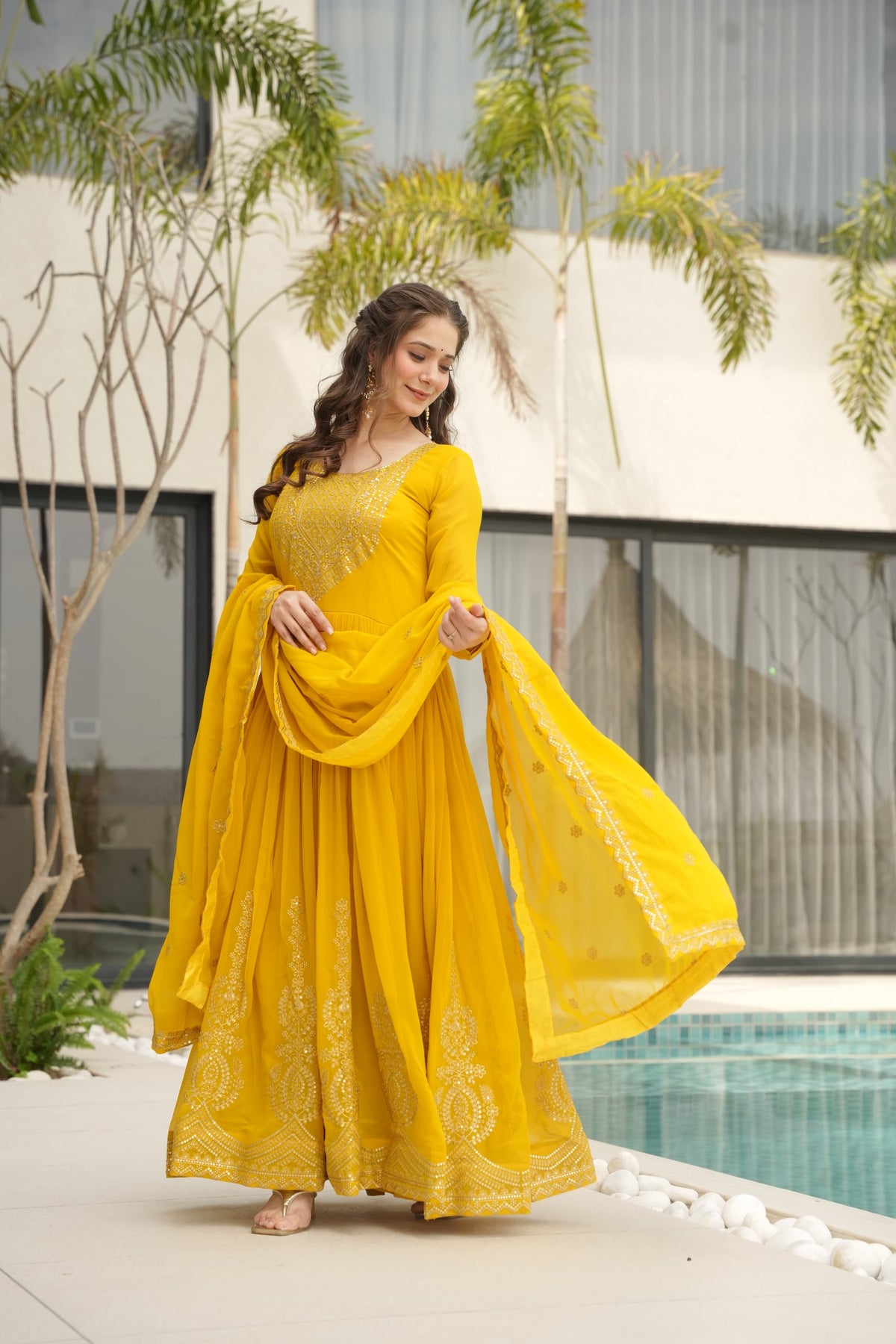 Robe jaune & doré
