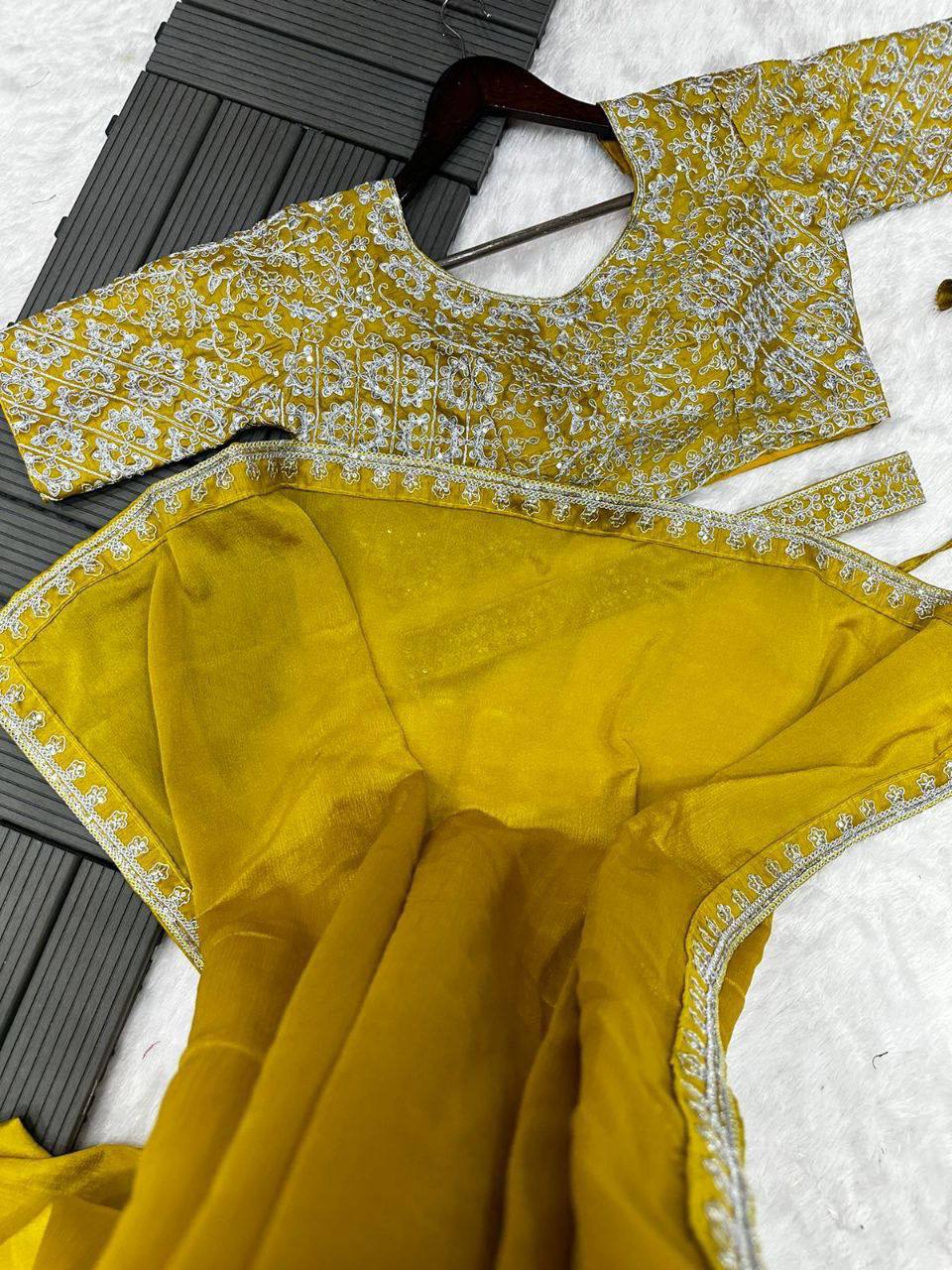 Saree prêt à porter vert