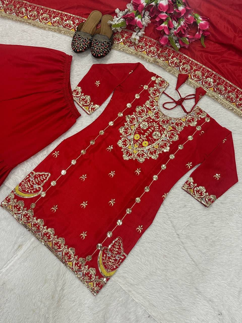 Ensemble palazzo rouge & doré