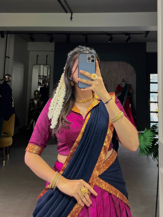 Lehenga rose, bleu foncé & doré