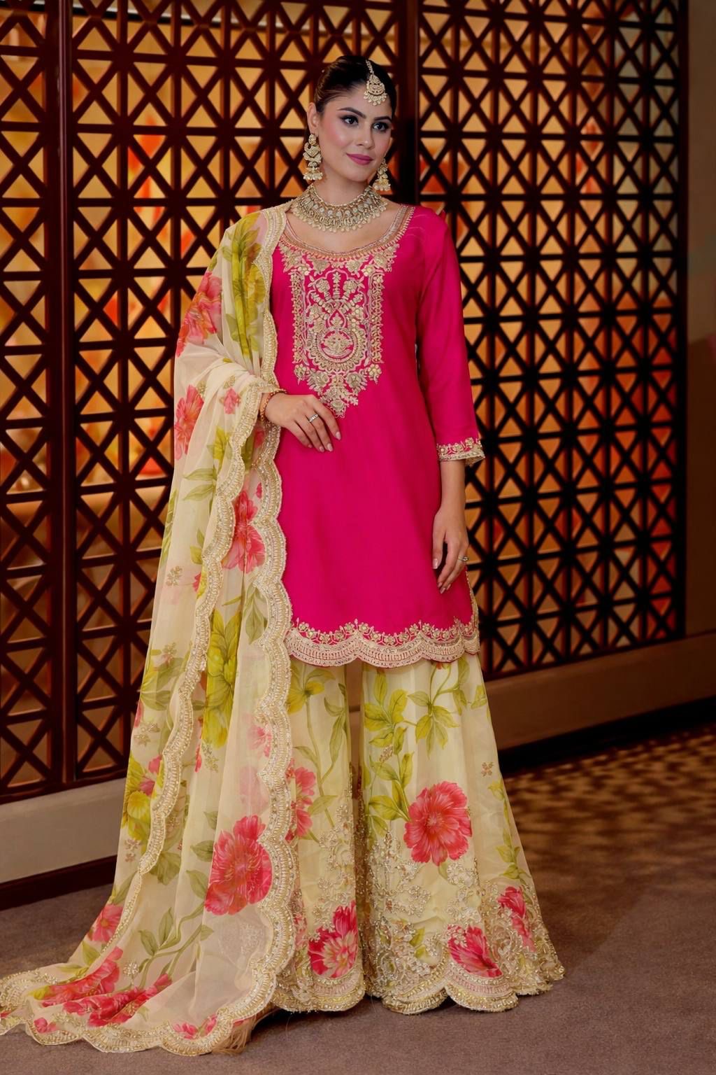 Ensemble palazzo rose & vert à motifs fleuris