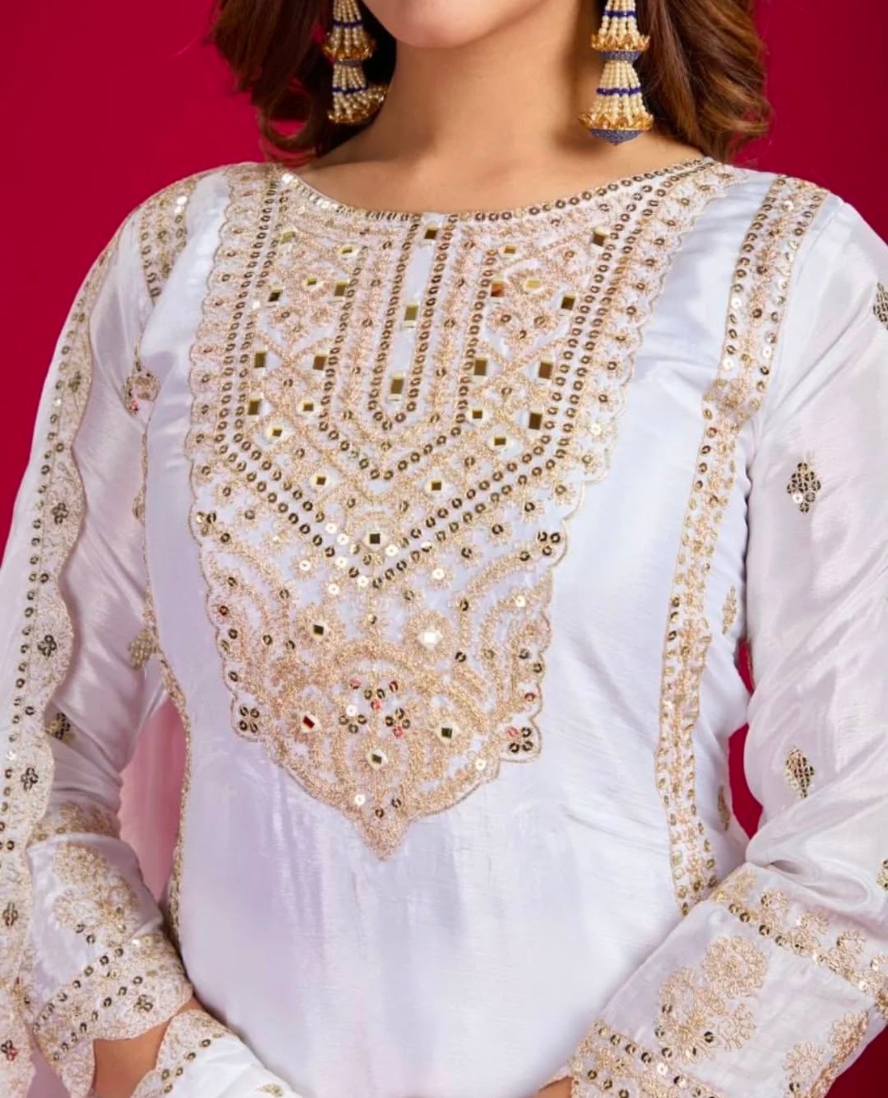 Ensemble haut, pantalon & écharpe, blanc et doré
