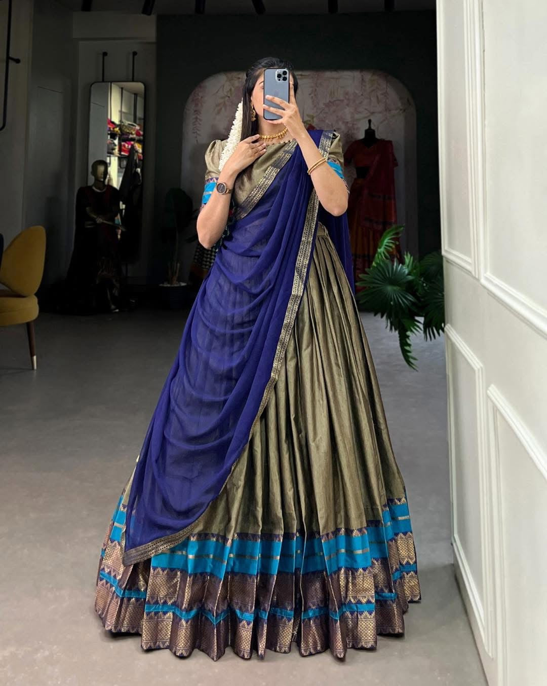 Lehenga gris & bleu