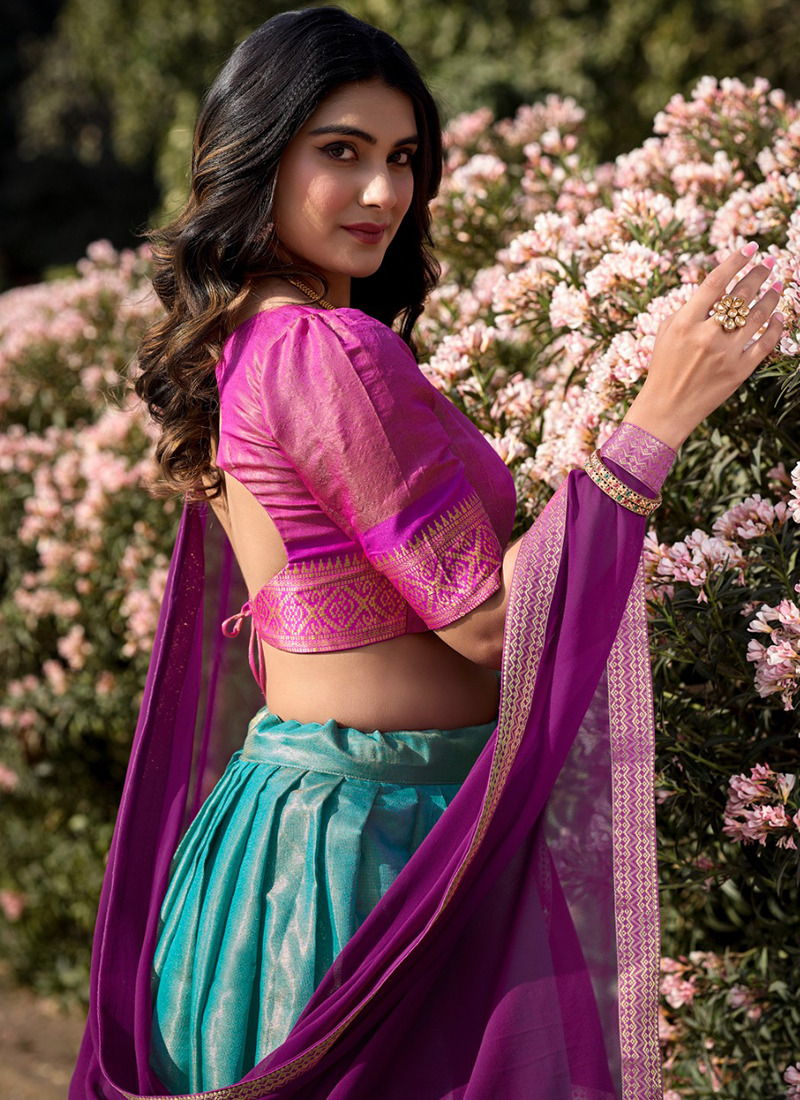 Lehenga bleu turquoise, rose & doré