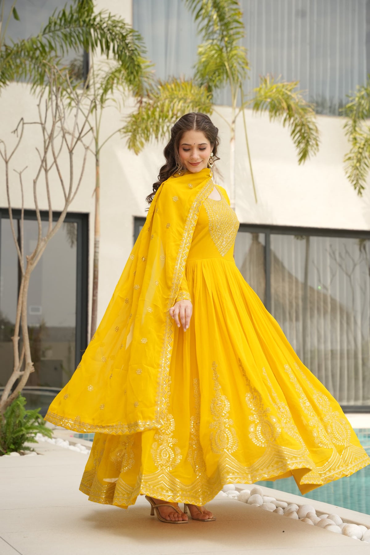Robe jaune & doré