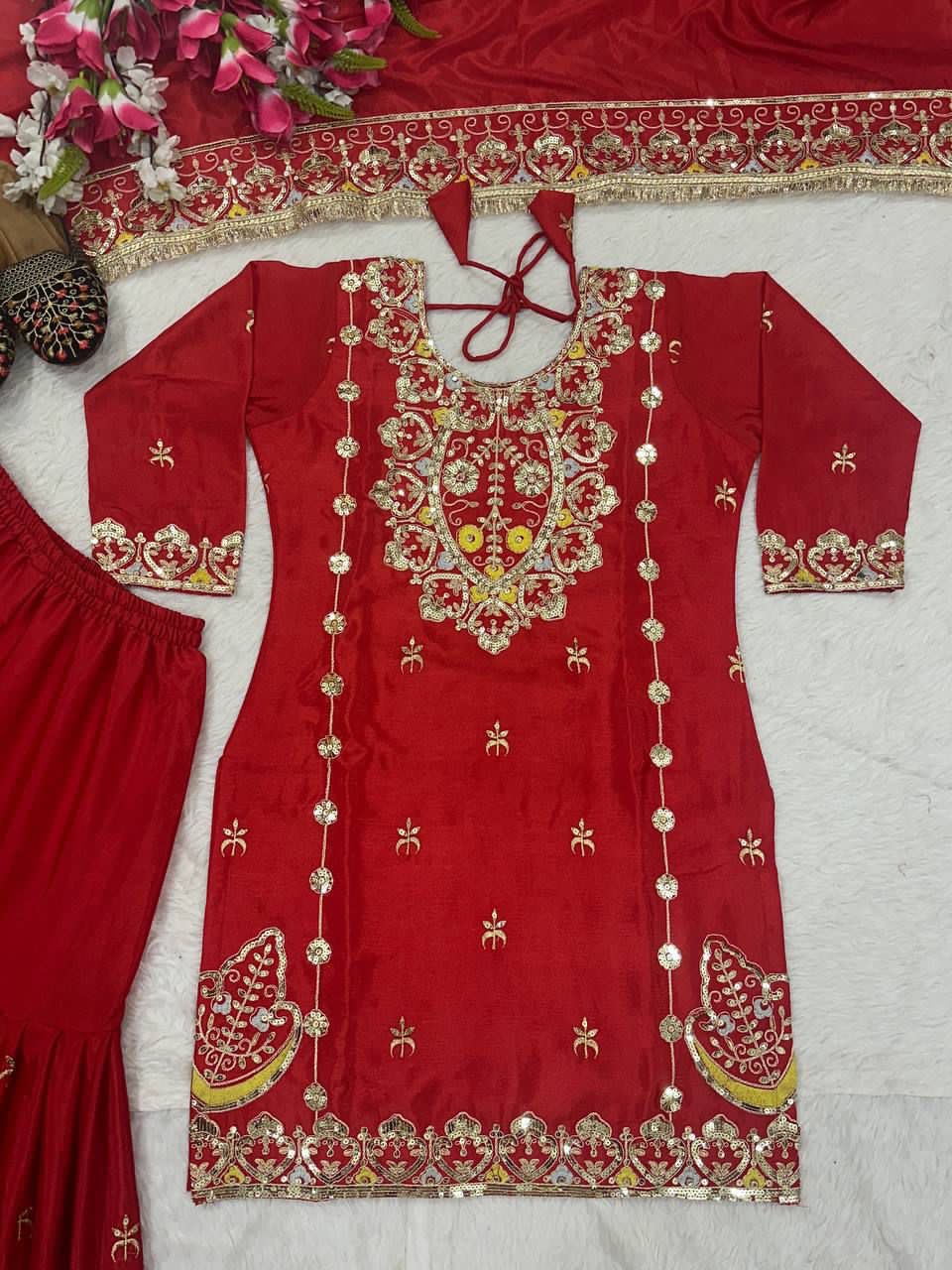 Ensemble palazzo rouge & doré