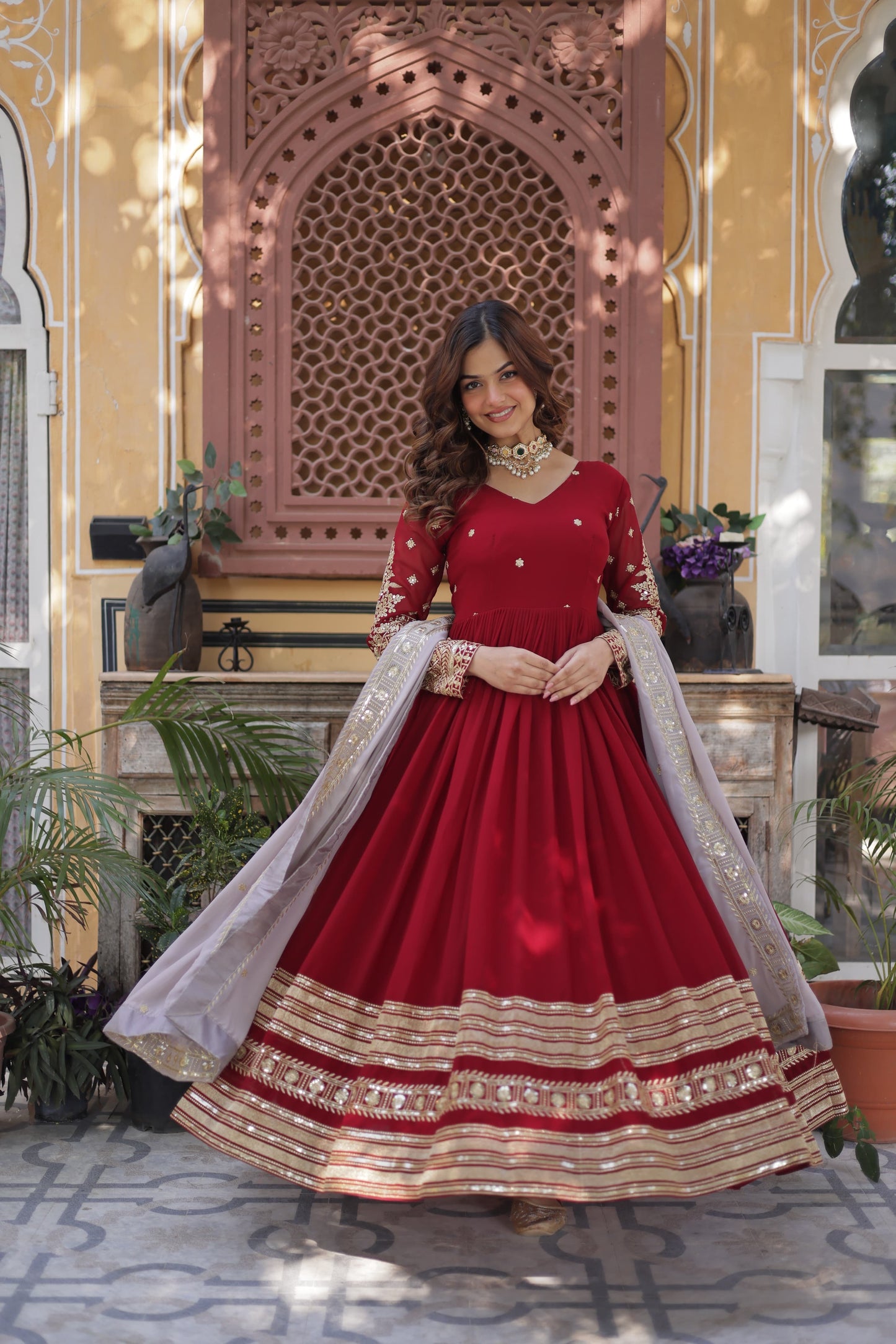 Robe rouge & doré