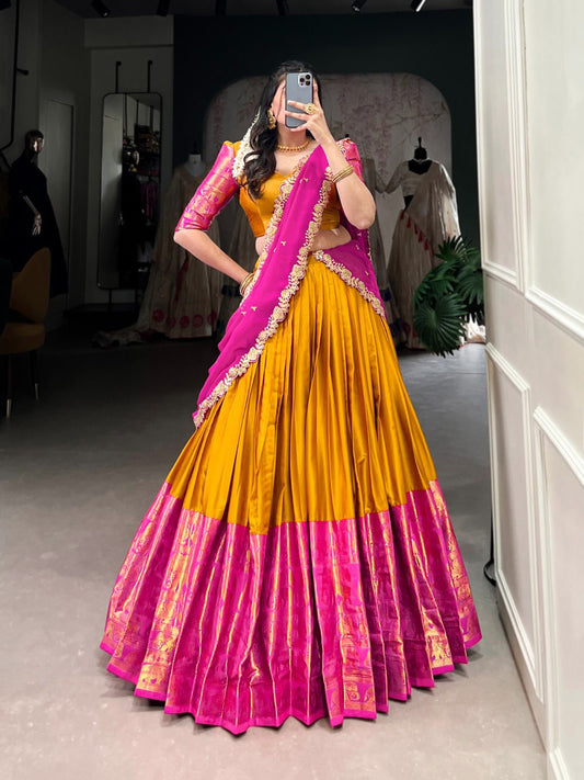 Lehenga jaune moutarde, rose & doré