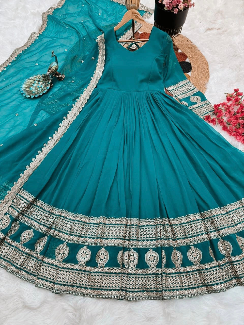 Robe indienne bleu & doré