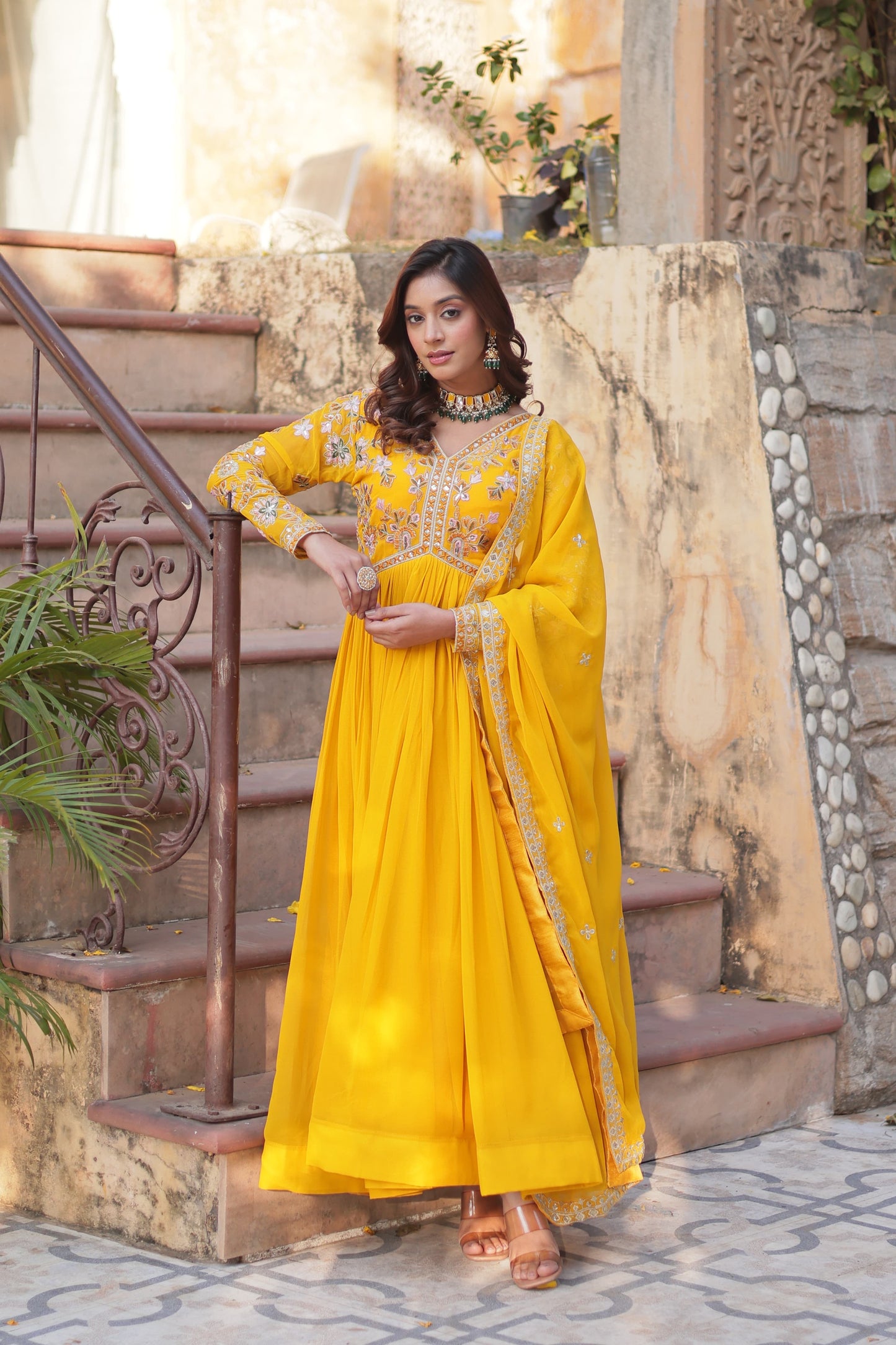 Robe jaune & doré