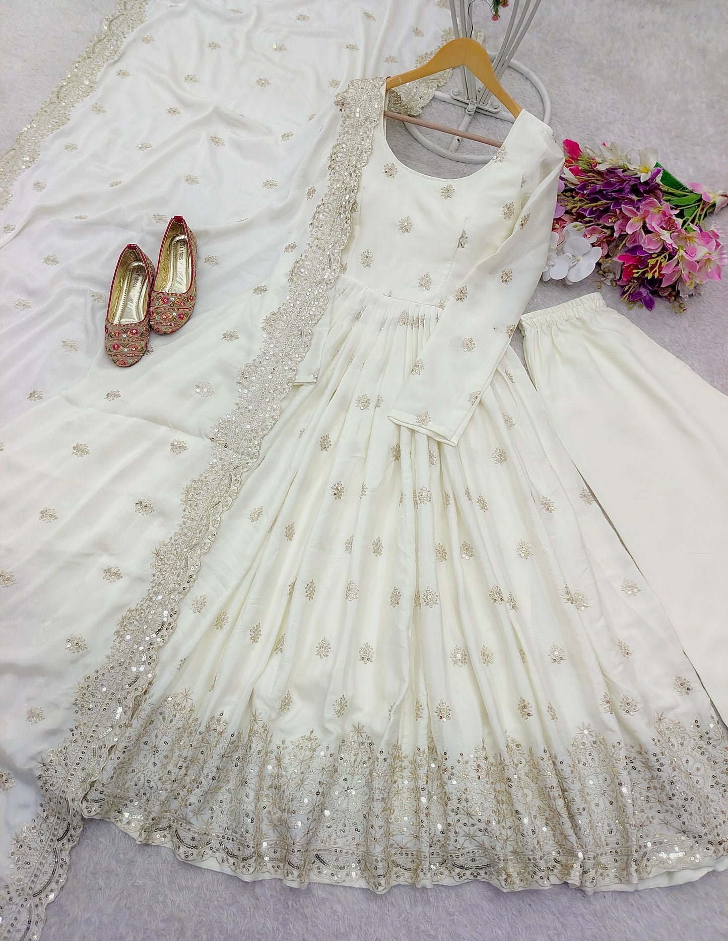 Robe indienne blanc & doré