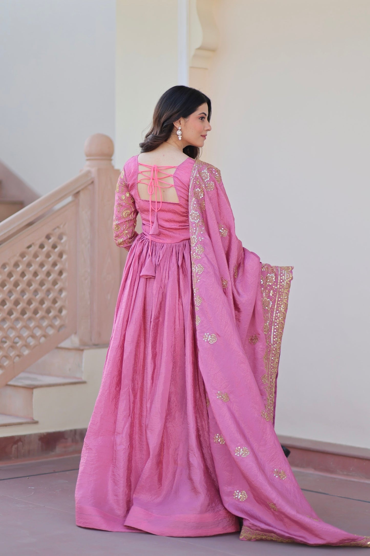 Robe rose & doré