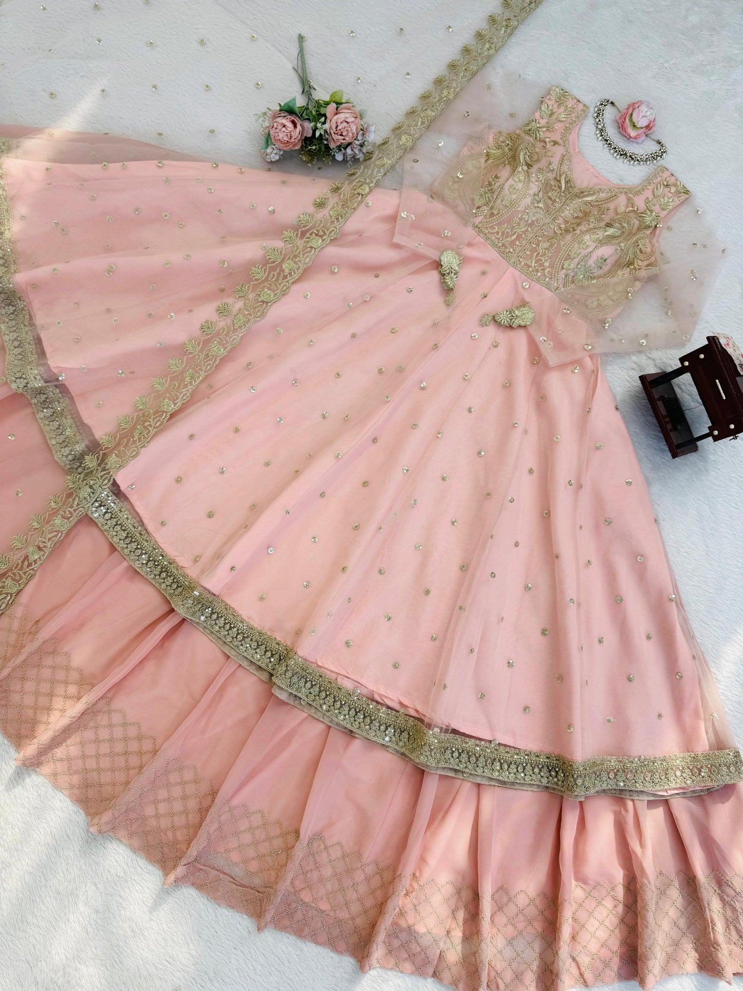 Robe rose & doré