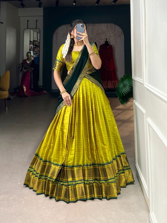 Lehenga à carreaux vert & doré
