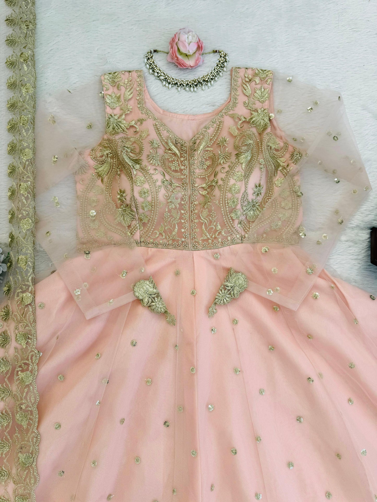 Robe rose & doré