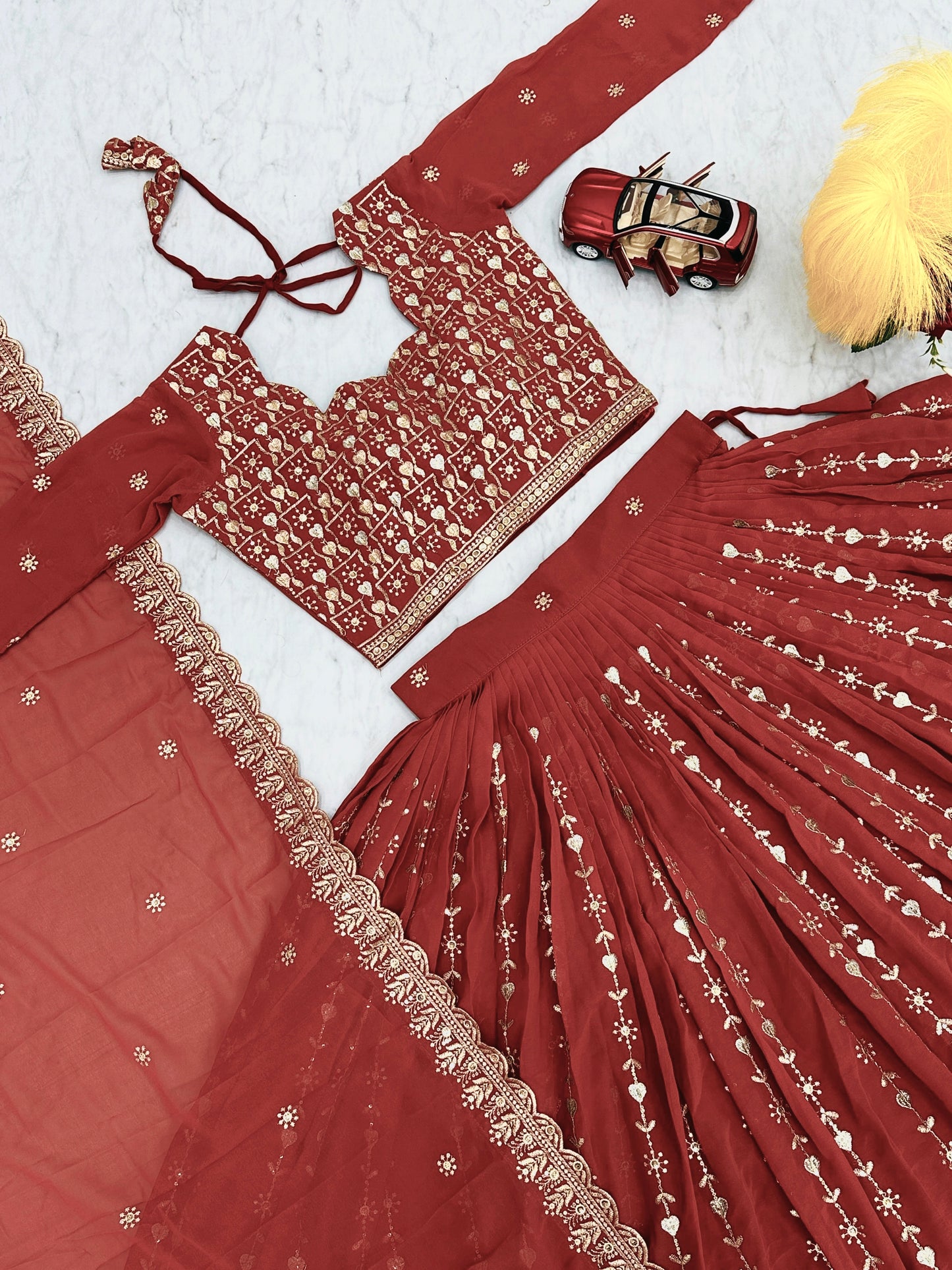 Lehenga rouille & doré