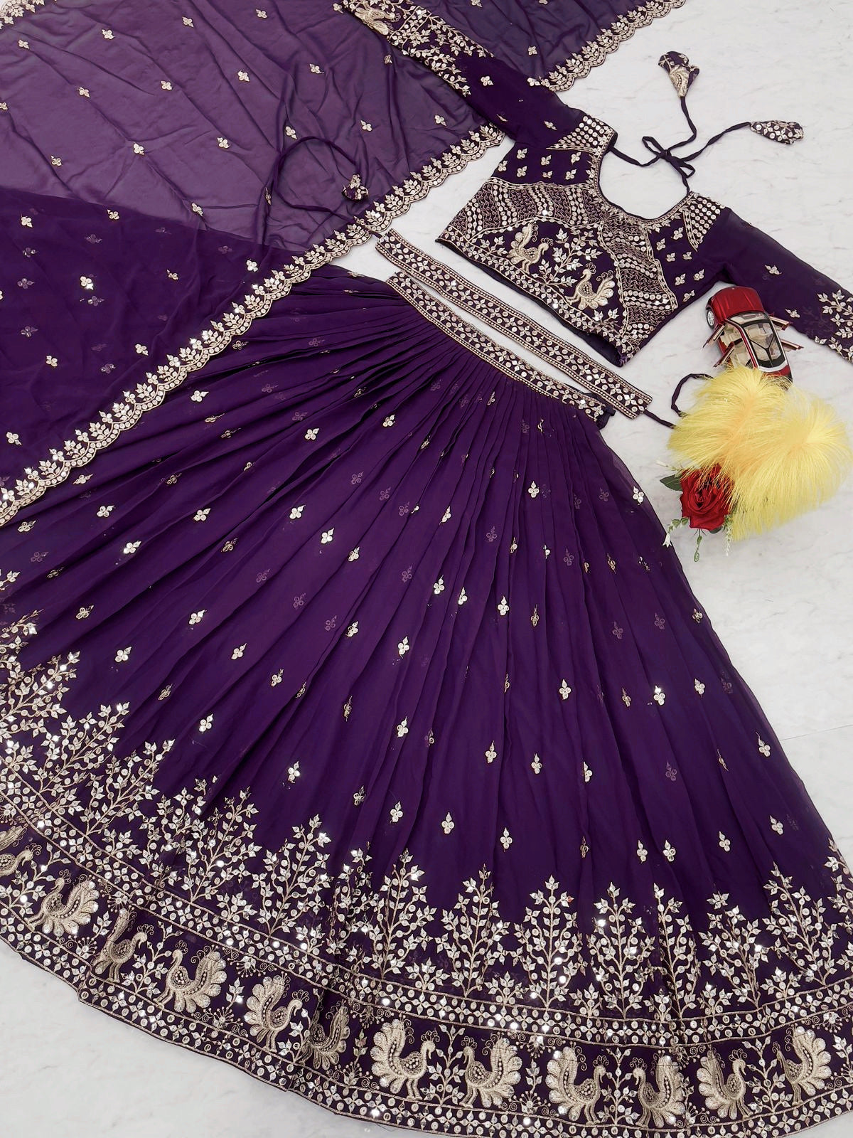 Lehenga mauve & doré