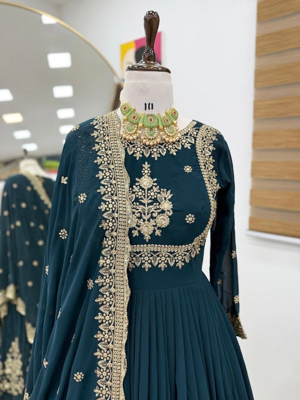 Robe bleu & doré