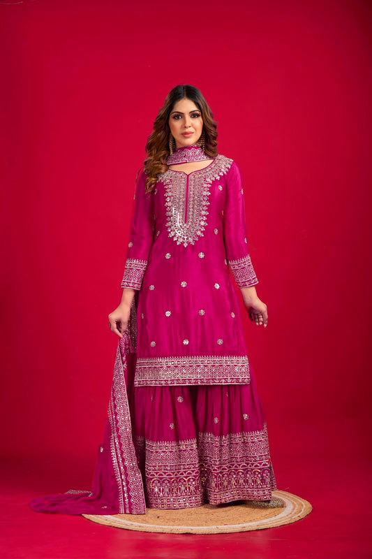 Ensemble haut, pantalon, écharpe, rose