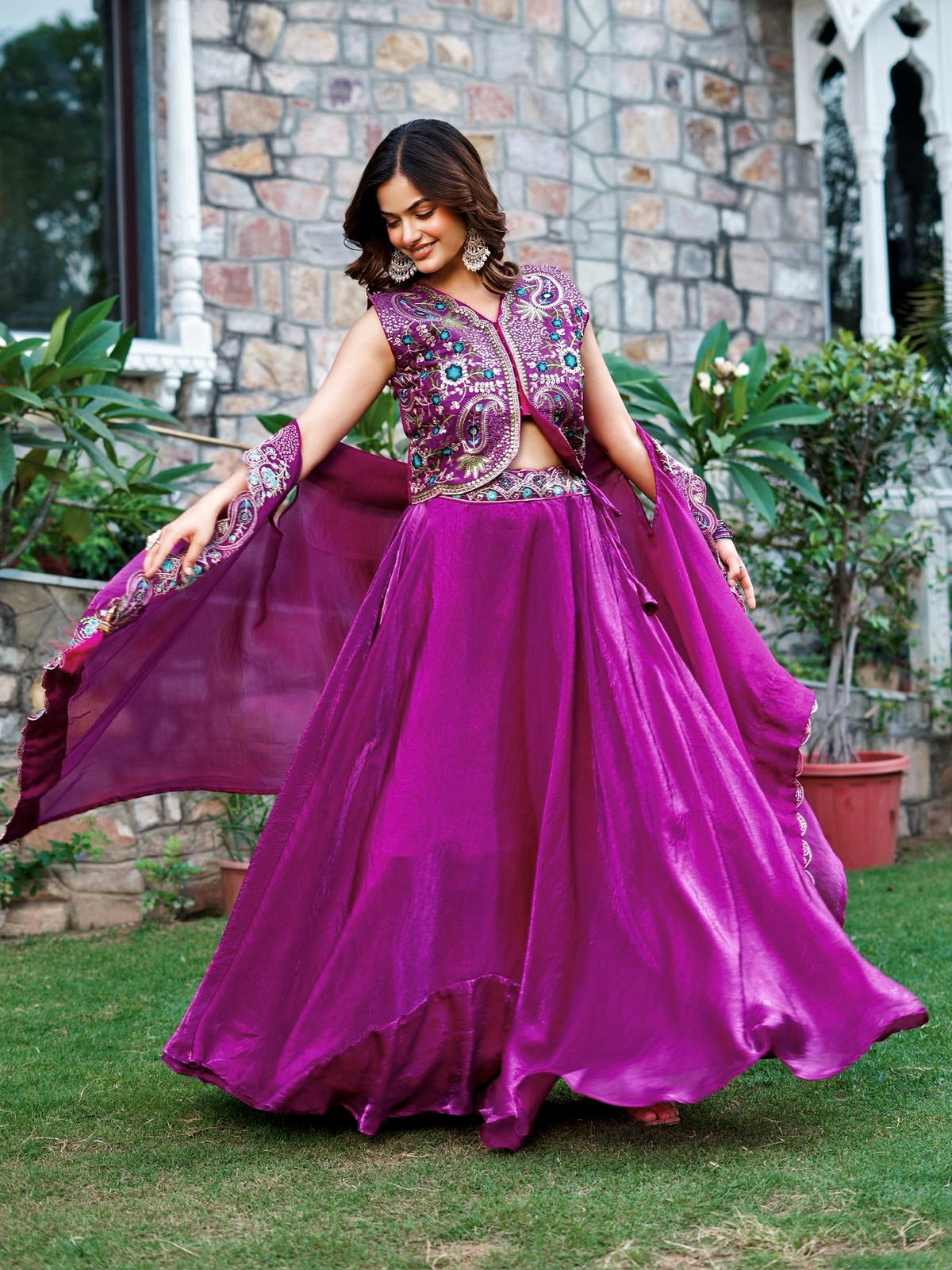 Lehenga mauve & doré