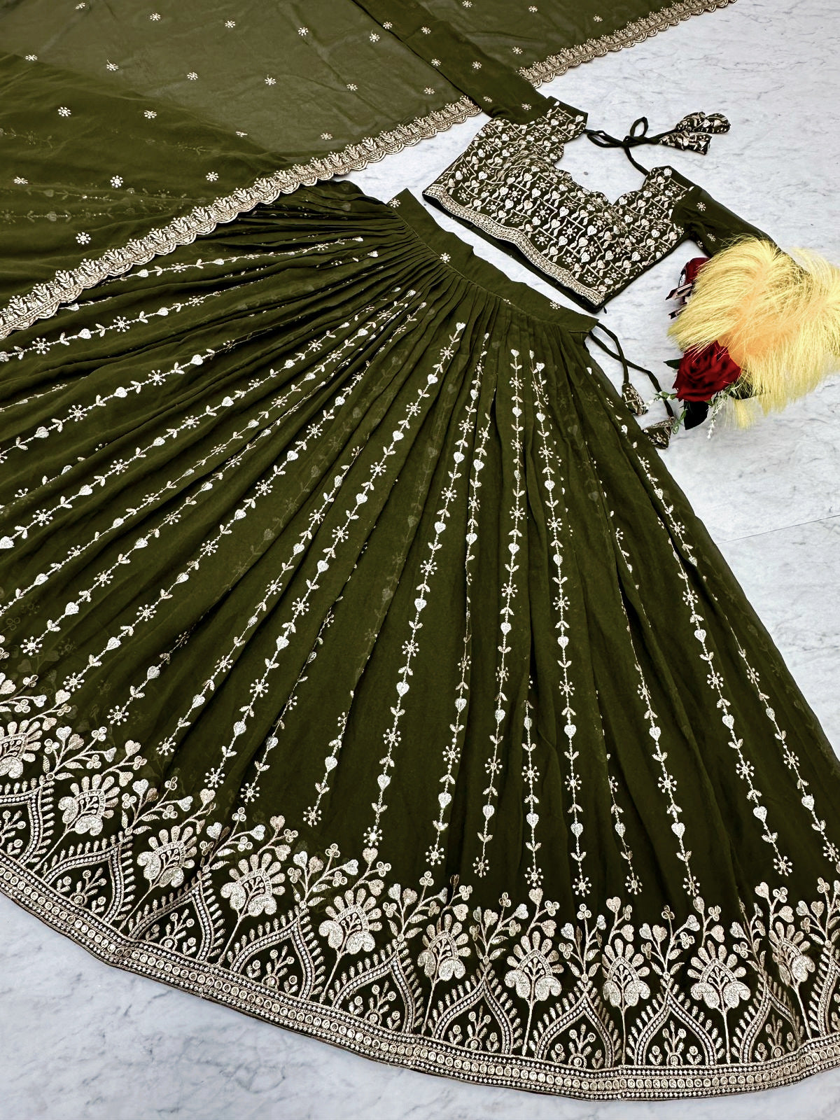 Lehenga vert bouteille & doré