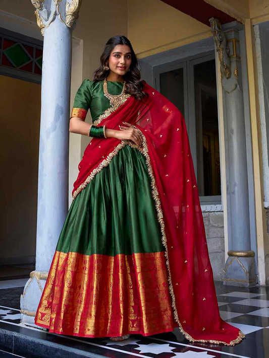 Lehenga vert, rouge & doré