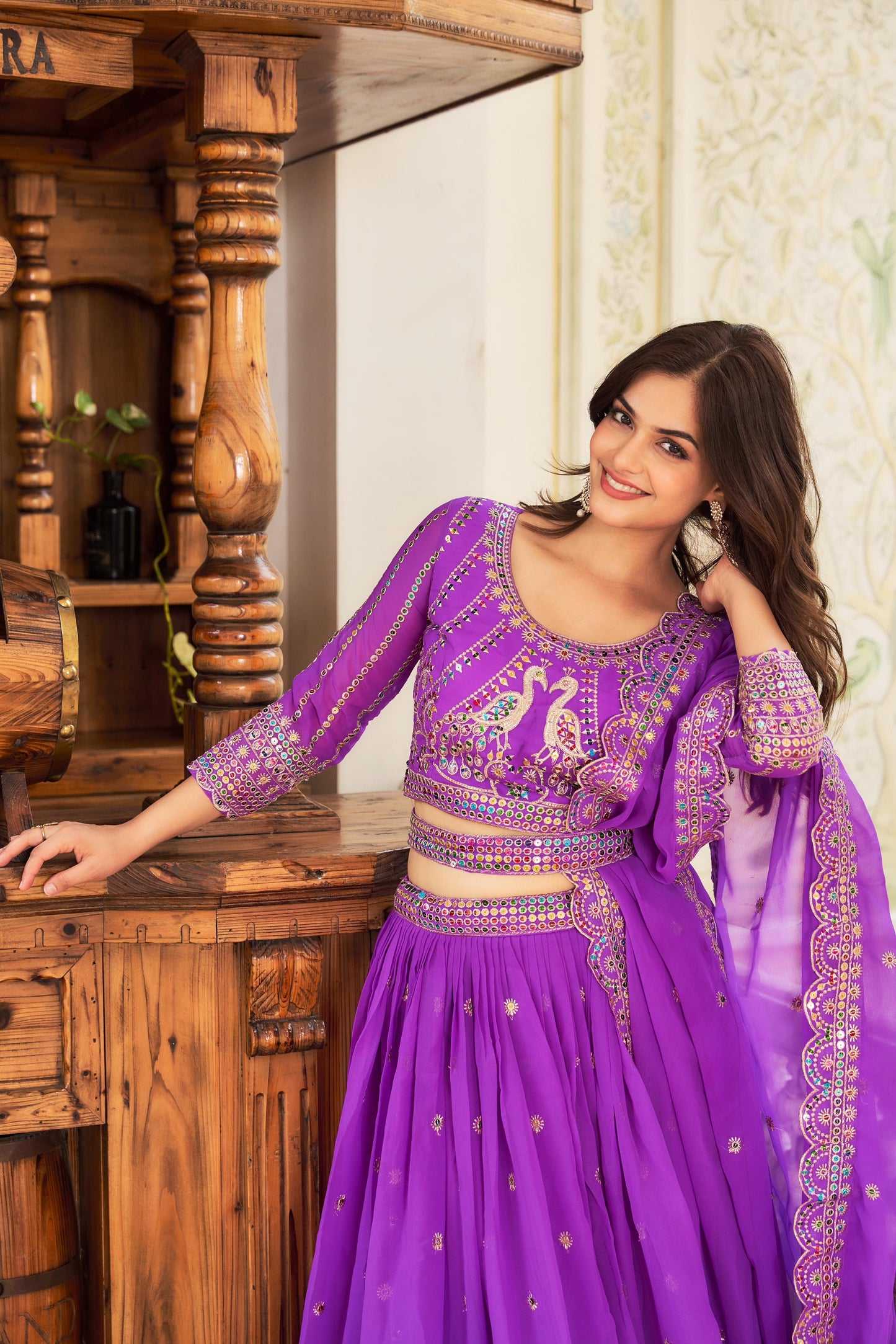 Lehenga mauve motifs paon