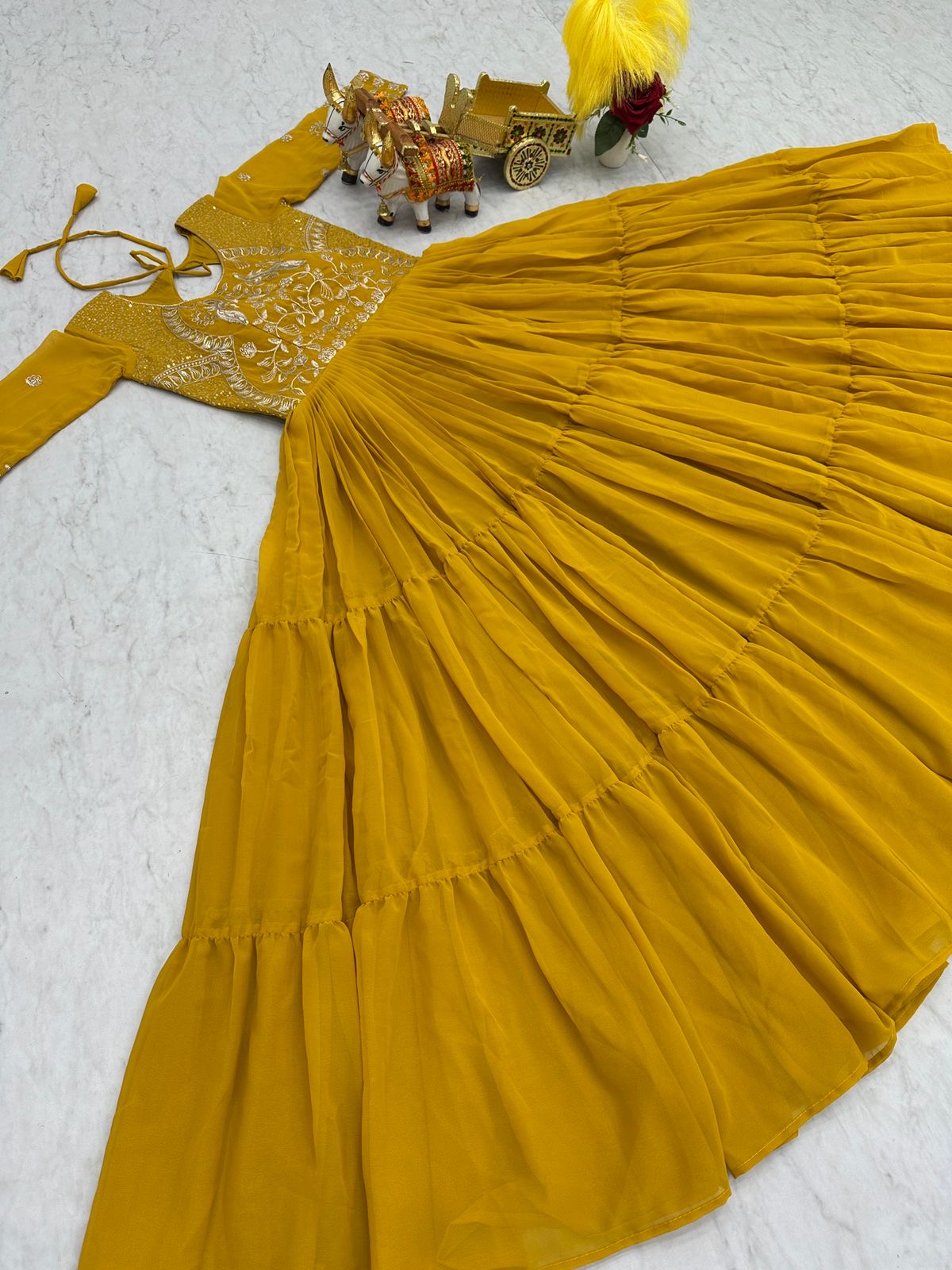 Robe indienne jaune & doré
