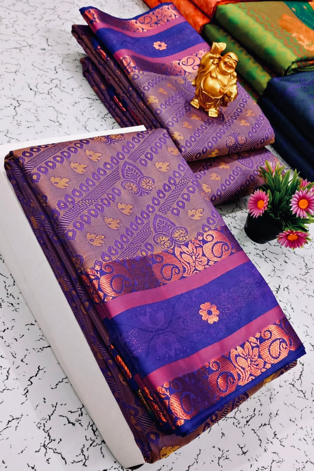 Saree en soie violet & doré