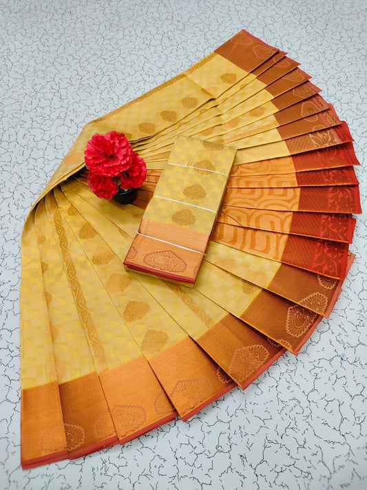 Saree blanc cassé & doré