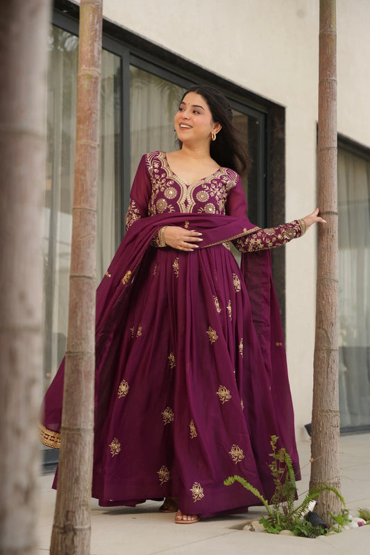 Robe prune & doré