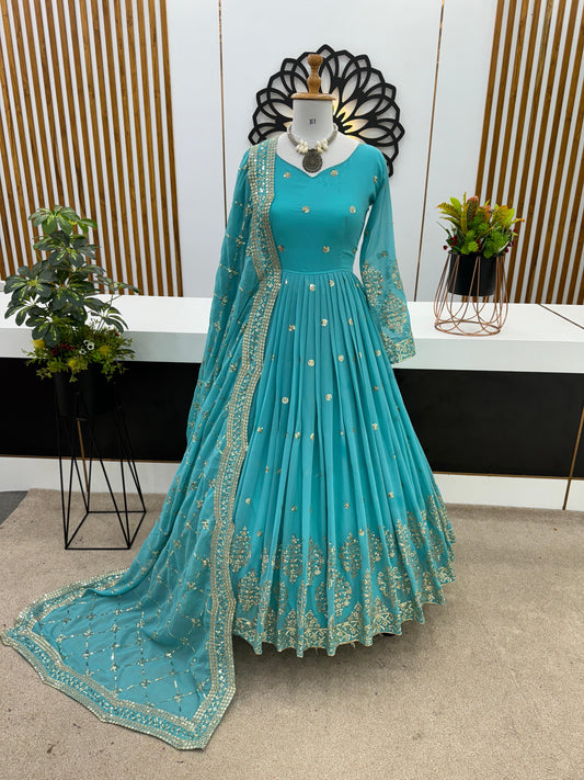 Robe bleu cyan & doré