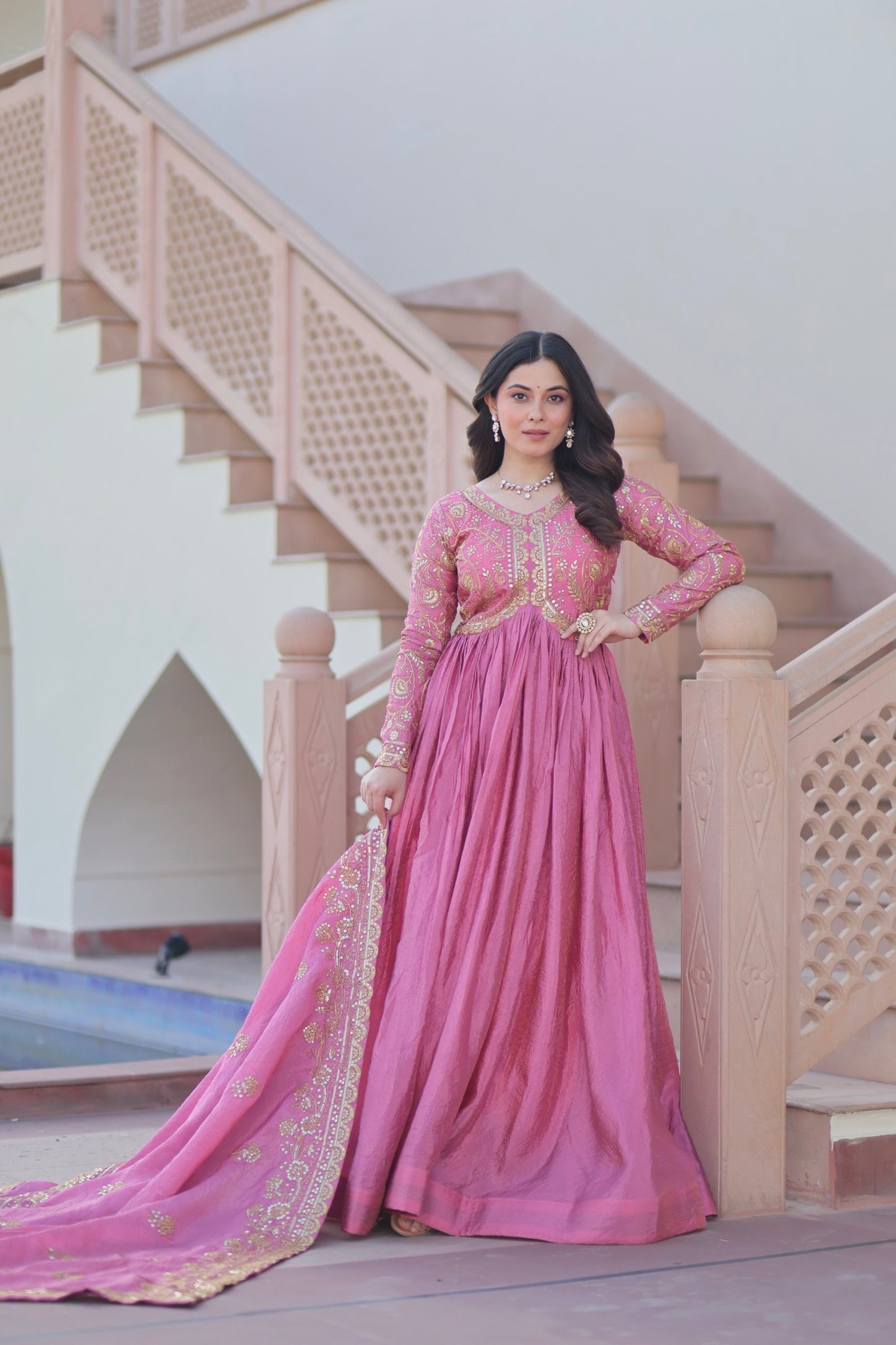 Robe rose & doré