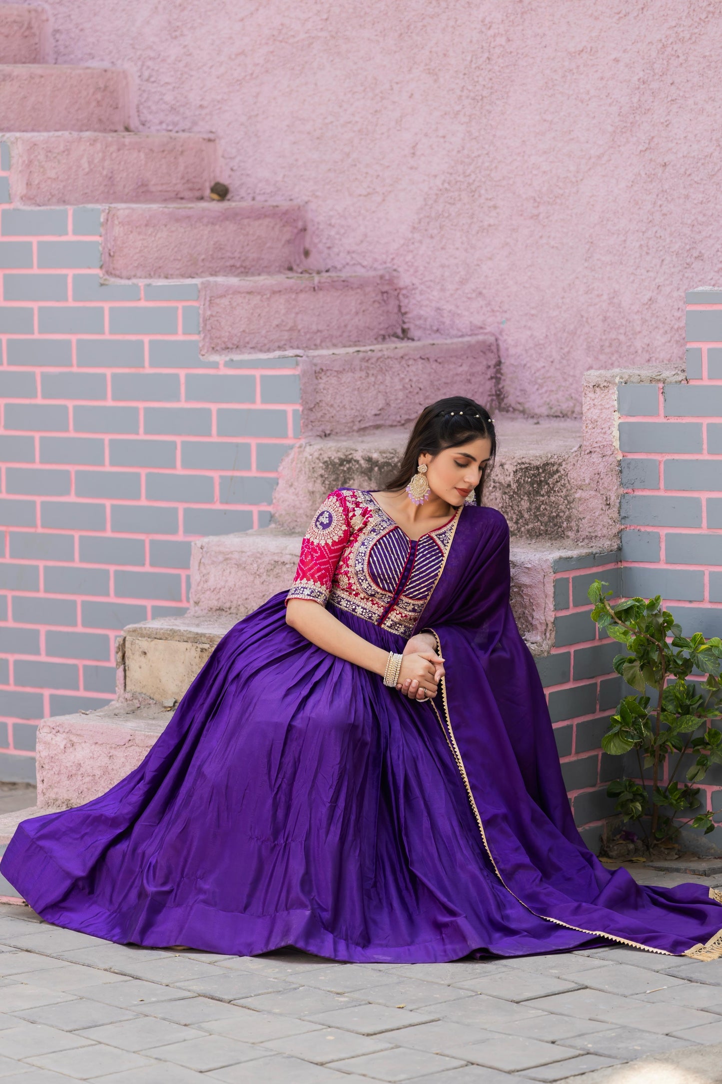Robe indienne mauve, rose & doré