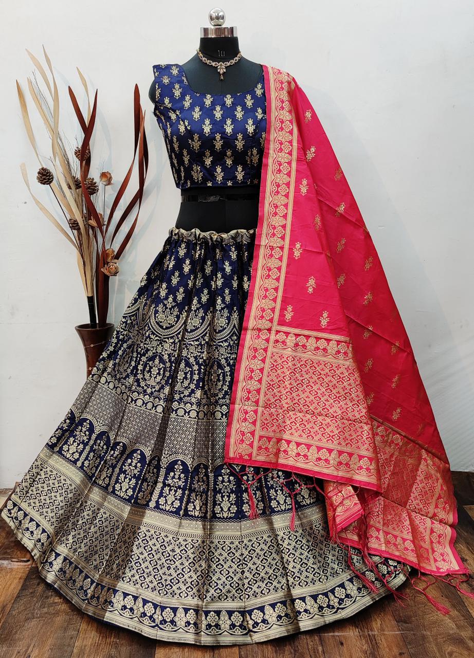 Lehenga banarasi bleu foncé & doré